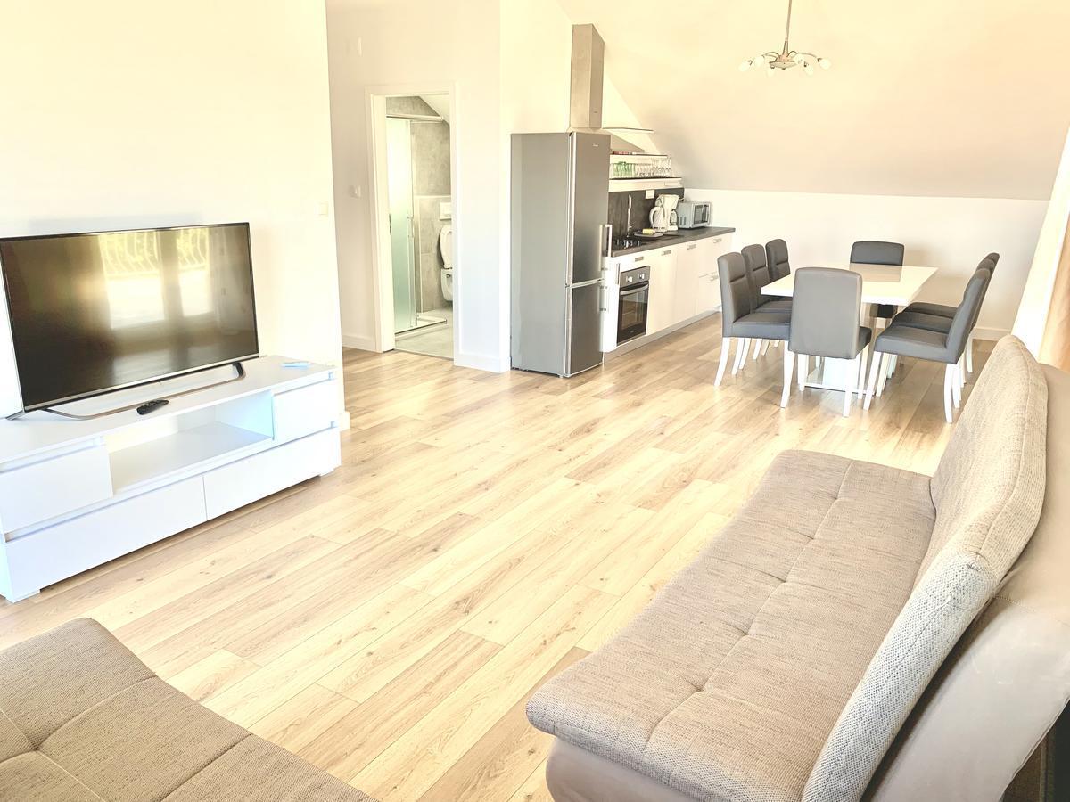 Comfort & Style 2nd Floor Apartment Bibinje